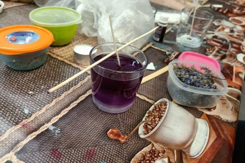 Warsztaty kreatywne  dla dorosłych - tworzenie świec