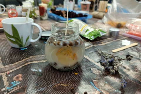 Warsztaty kreatywne  dla dorosłych - tworzenie świec