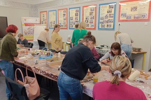 Warsztaty kreatywne  dla dorosłych - tworzenie świec