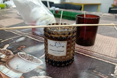 Warsztaty kreatywne  dla dorosłych - tworzenie świec