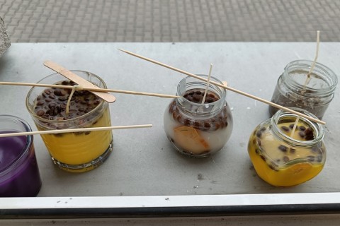 Warsztaty kreatywne  dla dorosłych - tworzenie świec