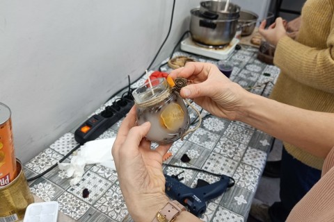 Warsztaty kreatywne  dla dorosłych - tworzenie świec