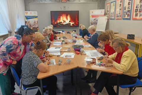 Warsztaty szydełkowania dla seniorów