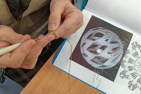 Warsztaty szydełkowania dla seniorów