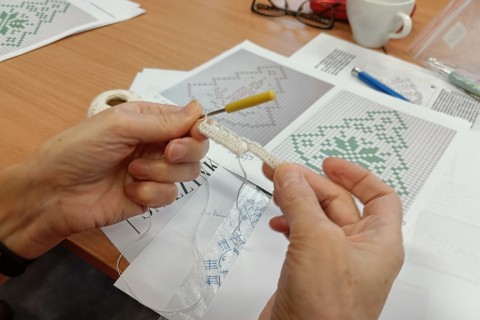 Warsztaty szydełkowania dla seniorów