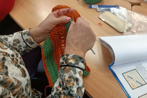 Warsztaty szydełkowania dla seniorów