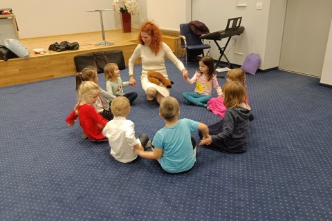 Zajęcia umuzykalniające dla dzieci w wieku 4-5 lat