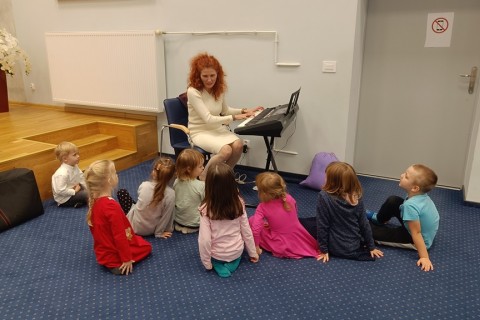 Zajęcia umuzykalniające dla dzieci w wieku 4-5 lat