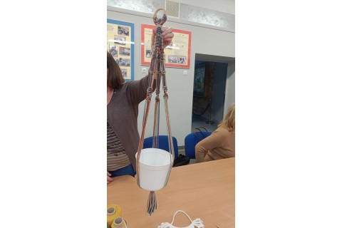 Warsztaty kreatywne dla seniorów - makrama dla początkujących