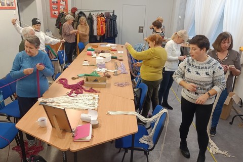 Warsztaty kreatywne dla seniorów - makrama dla początkujących