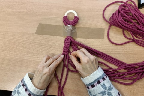 Warsztaty kreatywne dla seniorów - makrama dla początkujących