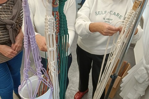 Warsztaty kreatywne dla seniorów - makrama dla początkujących