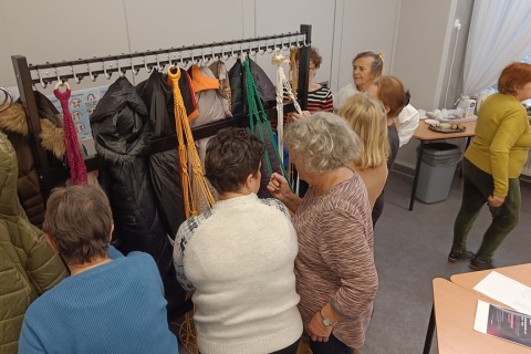 Warsztaty kreatywne dla seniorów - makrama dla początkujących