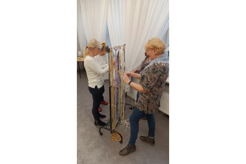 Warsztaty kreatywne dla seniorów - makrama dla początkujących