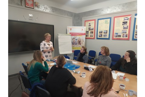 Warsztaty kreatywne  dla dorosłych - ozdoby świąteczne ze wstążki