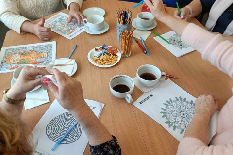 Czwartkowe spotkania Seniorów przy kawie i herbacie