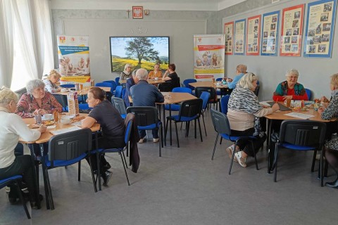 Czwartkowe spotkania Seniorów przy kawie i herbacie