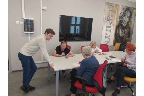 Zajęcia j. angielskiego dla seniorów