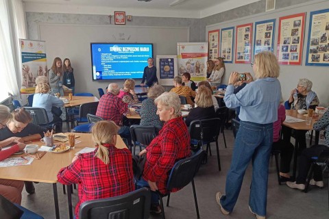 Czwartkowe spotkania Seniorów przy kawie i herbacie
