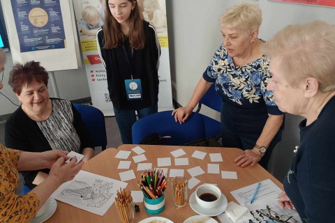 Czwartkowe spotkania Seniorów przy kawie i herbacie