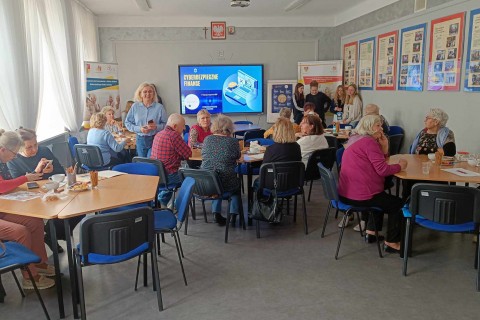 Czwartkowe spotkania Seniorów przy kawie i herbacie