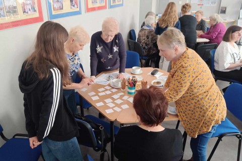 Czwartkowe spotkania Seniorów przy kawie i herbacie