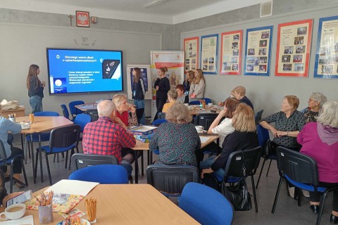 Czwartkowe spotkania Seniorów przy kawie i herbacie