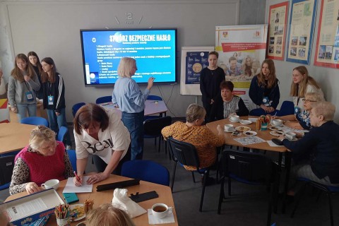 Czwartkowe spotkania Seniorów przy kawie i herbacie