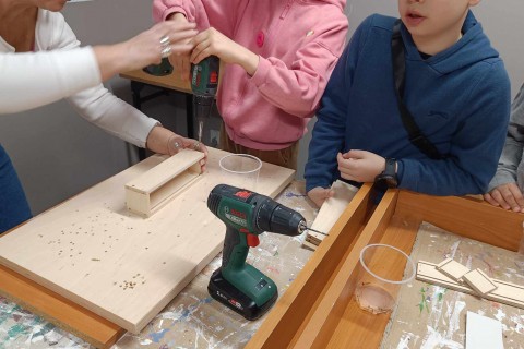 Warsztaty dla dzieci 10+ „Zabawy z drewnem”