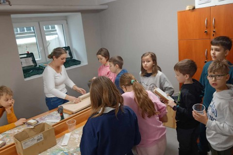 Warsztaty dla dzieci 10+ „Zabawy z drewnem”