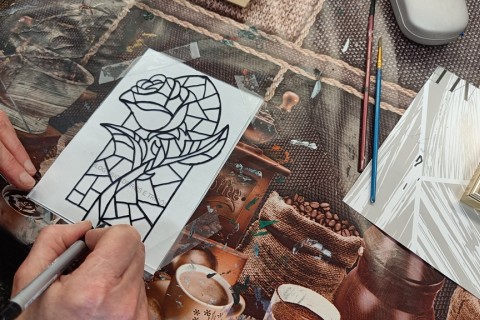 Warsztaty dla seniorów - „Malowanie na szkle”