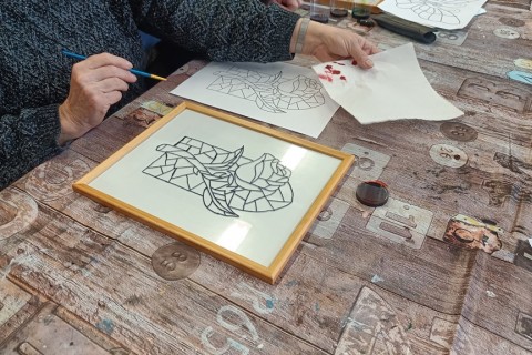 Warsztaty dla seniorów - „Malowanie na szkle”