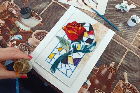 Warsztaty dla seniorów - „Malowanie na szkle”