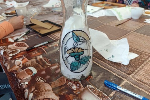 Warsztaty dla seniorów - „Malowanie na szkle”