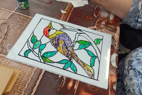 Warsztaty dla seniorów - „Malowanie na szkle”