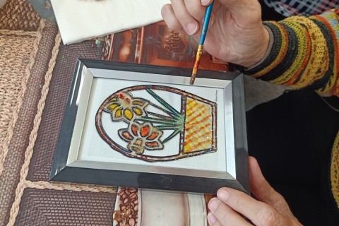 Warsztaty dla seniorów - „Malowanie na szkle”