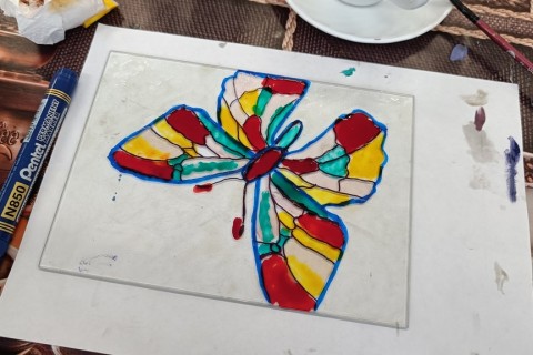 Warsztaty dla seniorów - „Malowanie na szkle”