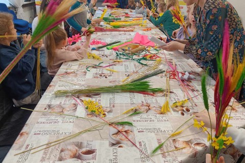 Warsztaty kreatywne dla rodziców z dziećmi 6+ Palmy wielkanocne