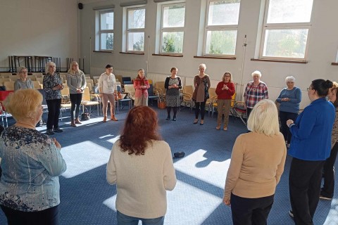 Trening pamięci i koncentracji seniorów na wesoło