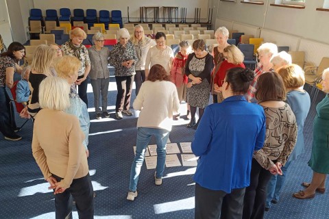 Trening pamięci i koncentracji seniorów na wesoło