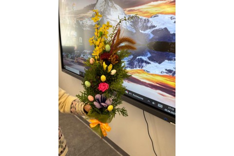 Warsztaty kreatywne dla seniorów - palma wielkanocna