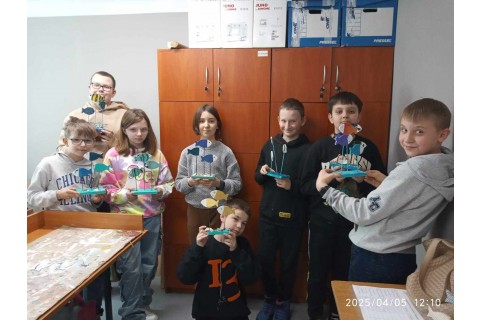 Warsztaty dla dzieci 10+ „Zabawy z drewnem”