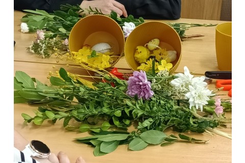 WARSZTATY FLORYSTYCZNE KOMPOZYCJE WIOSENNO - WIELKANOCNE