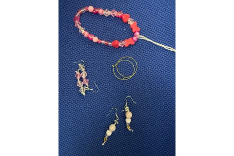 Warsztaty kreatywne dla dzieci 9+ lat biżuteria DIY