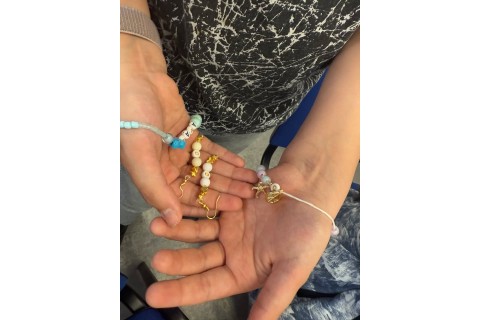 Warsztaty kreatywne dla dzieci 9+ lat biżuteria DIY