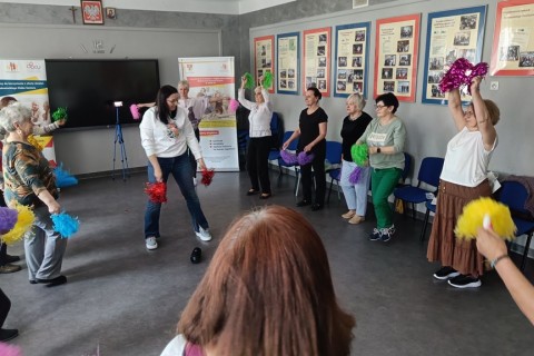 Trening pamięci i koncentracji seniorów na wesoło