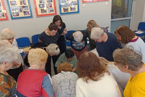 Trening pamięci i koncentracji seniorów na wesoło