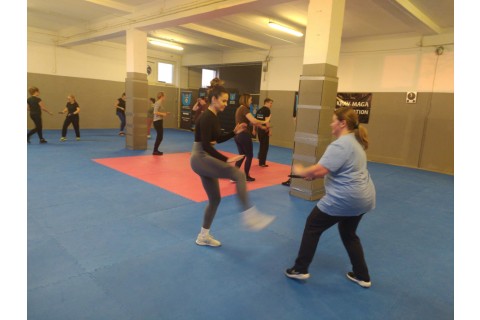 ZAJĘCIA SAMOOBRONY DLA KOBIET