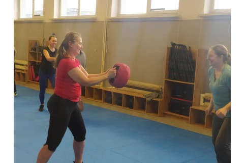 ZAJĘCIA SAMOOBRONY DLA KOBIET