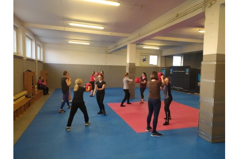 ZAJĘCIA SAMOOBRONY DLA KOBIET